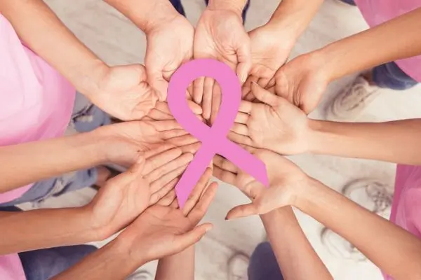 Cáncer de Mama: Cuidado, Conciencia y Prevención en el Mes Rosa